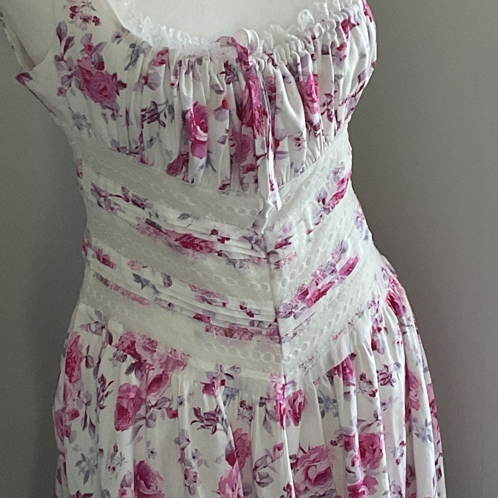 SKY TO MOON. Floral Pink and White Dress SIZE M - Picture 3 of 10